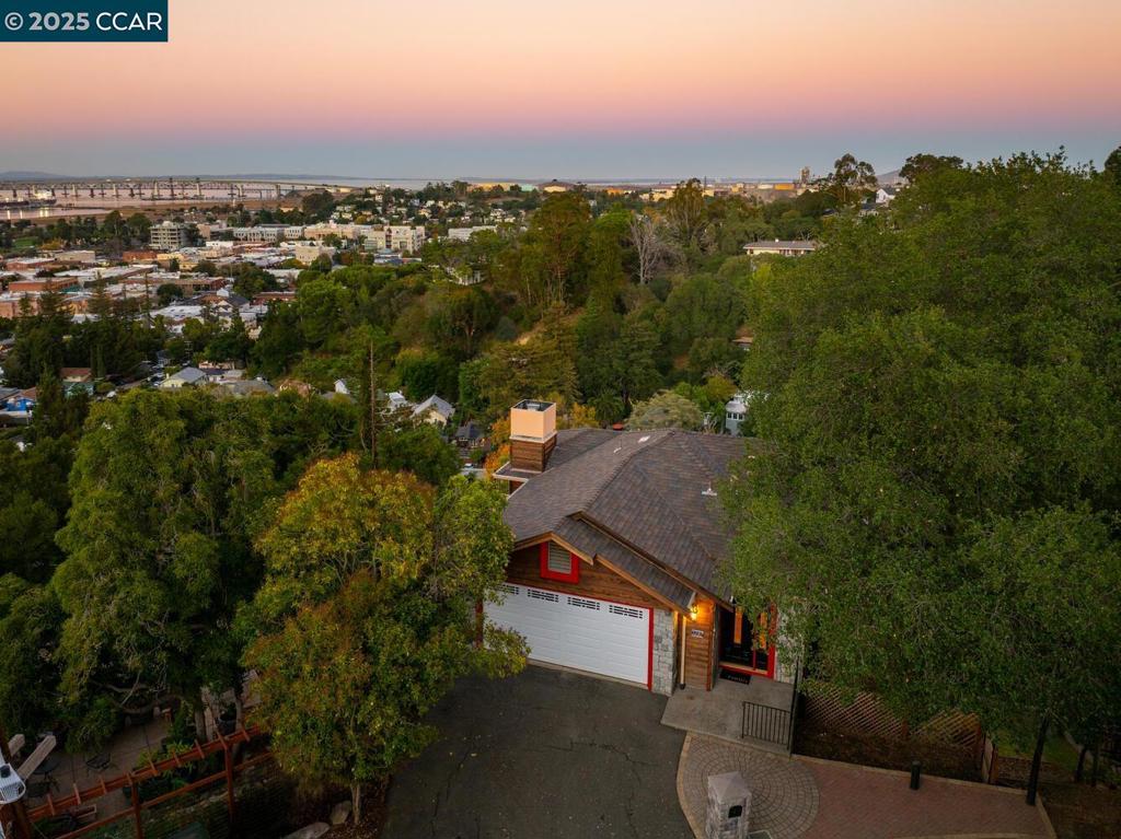 PILL HILL - Residential