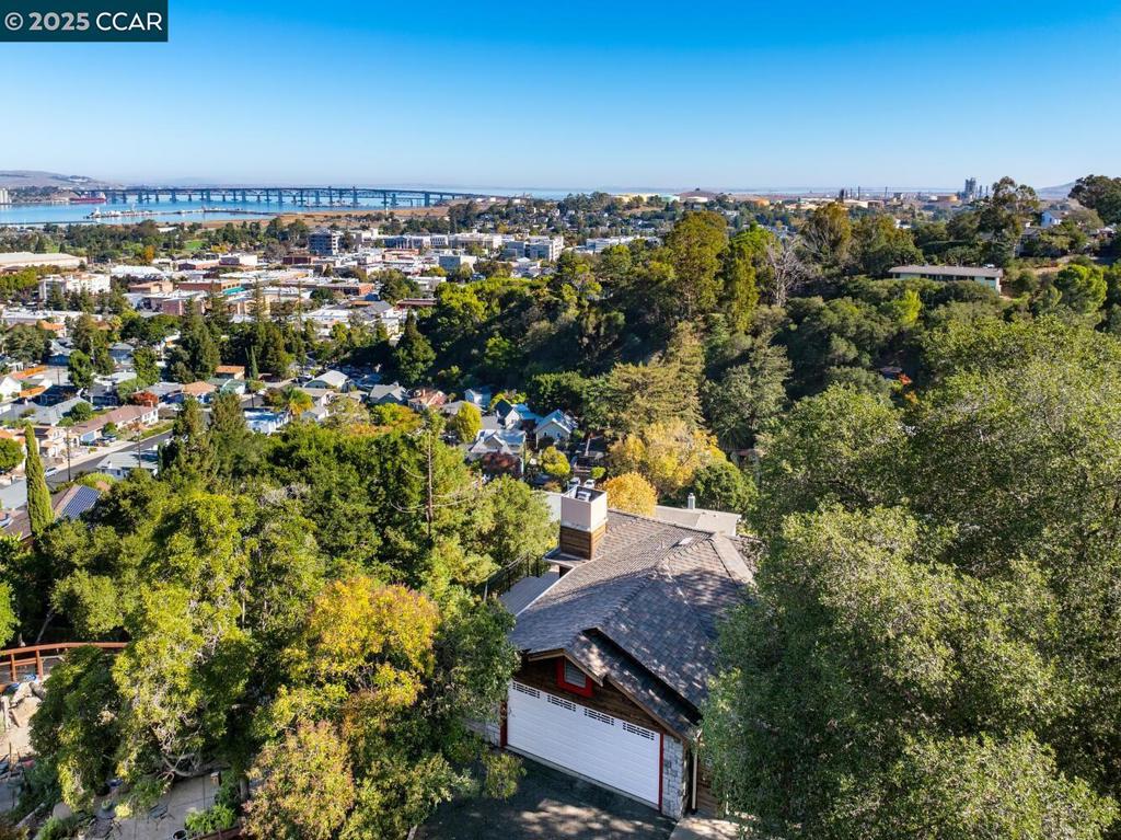 PILL HILL - Residential