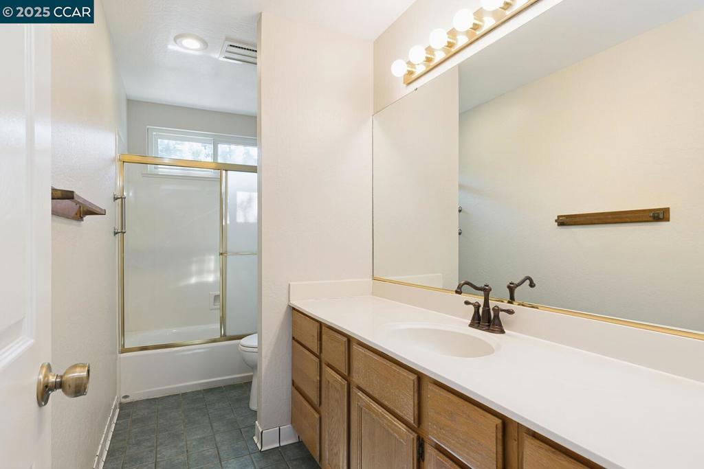 PILL HILL - Residential