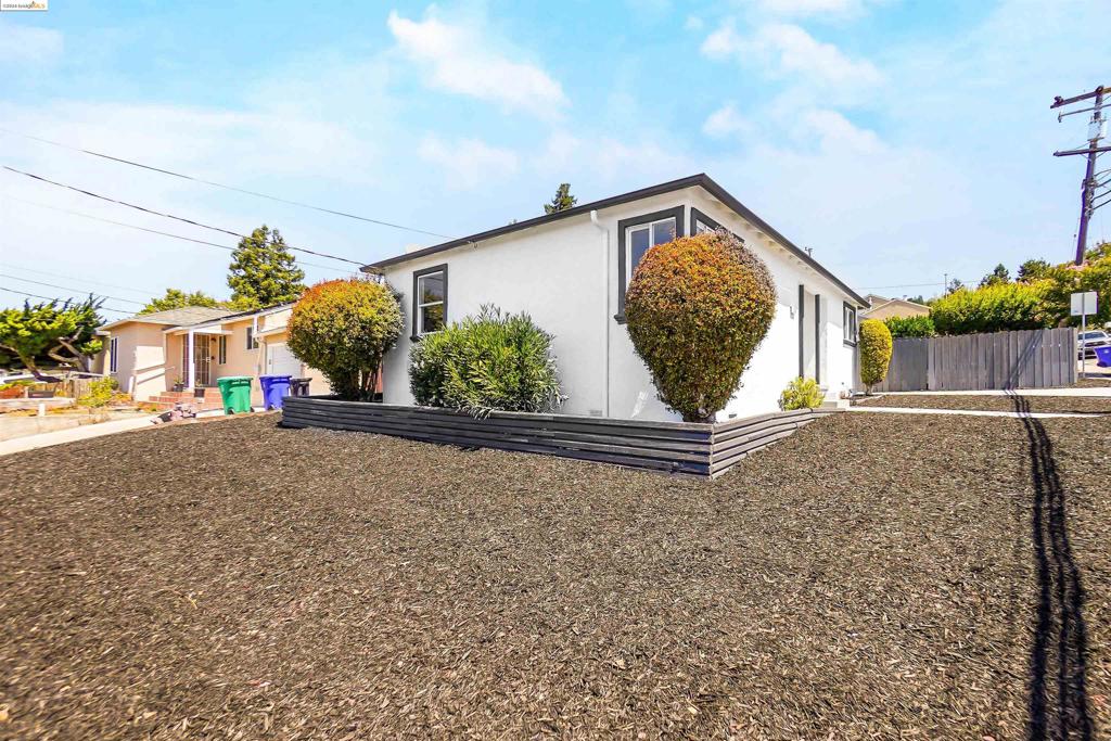 ASHLAND - Residential