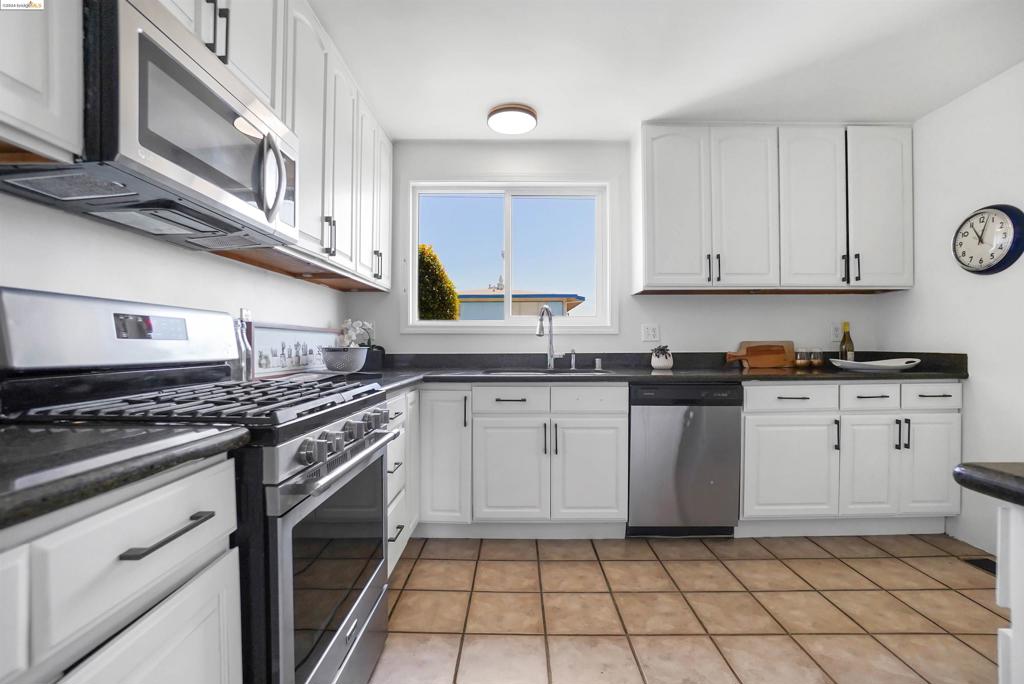 ASHLAND - Residential