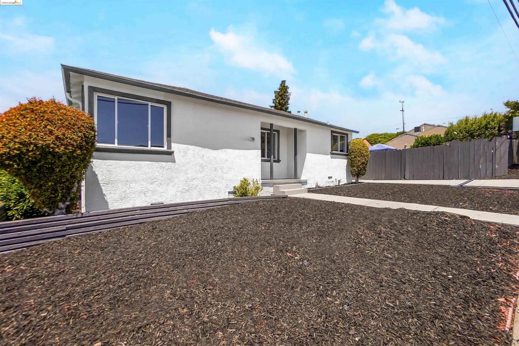 ASHLAND - Residential