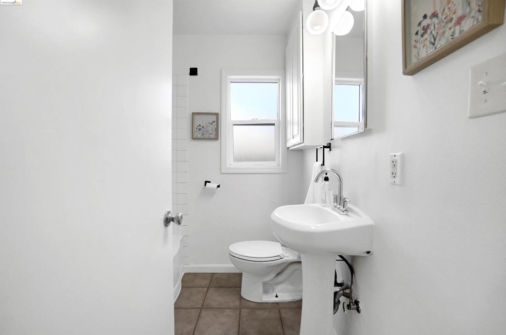 ASHLAND - Residential