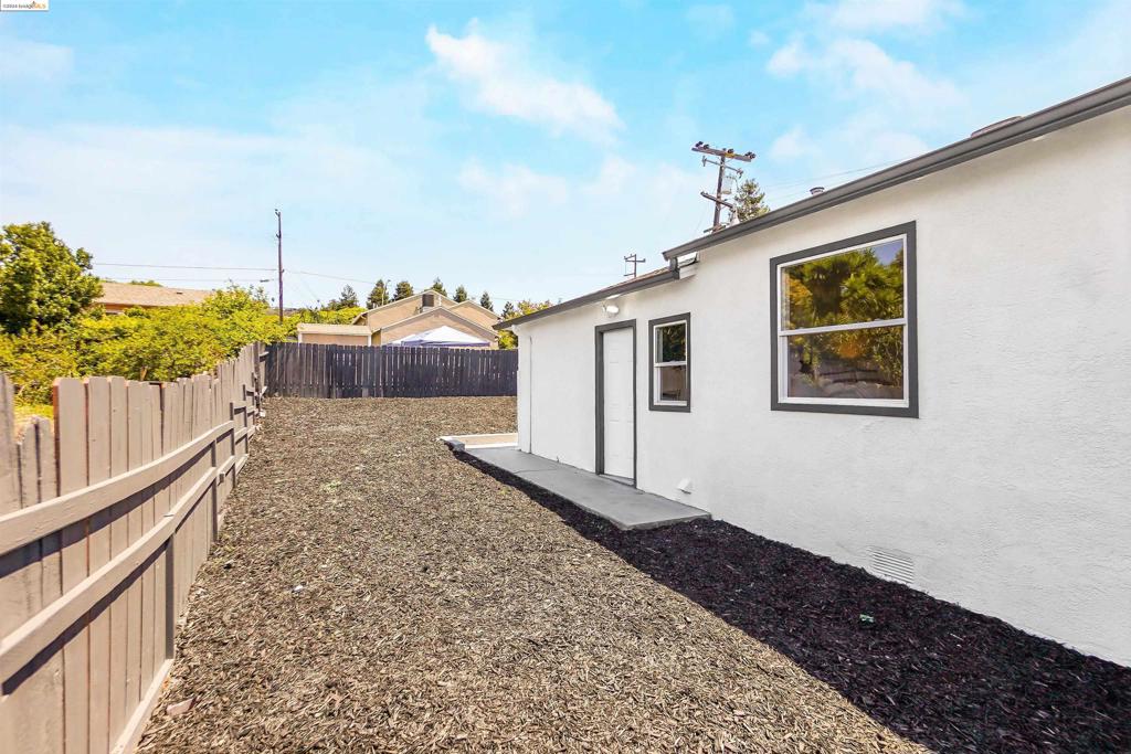 ASHLAND - Residential