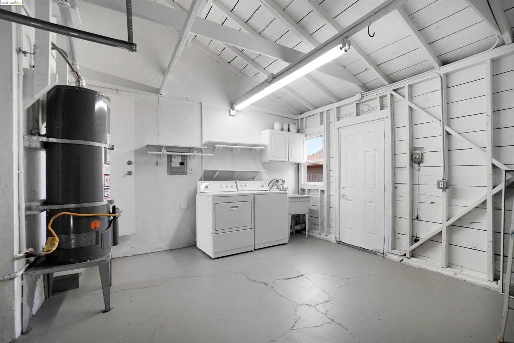 ASHLAND - Residential