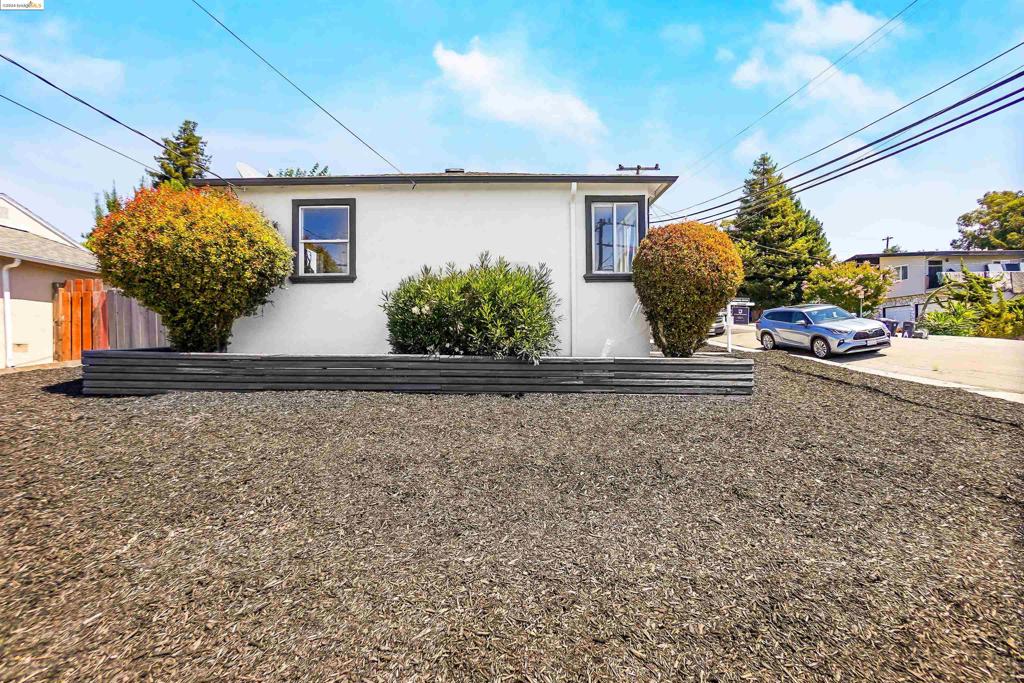 ASHLAND - Residential