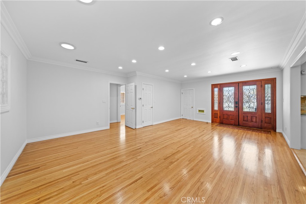 2018 W 147th St