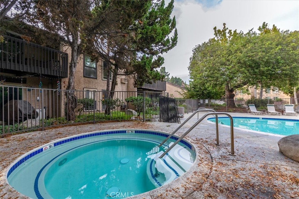 The Lakes (TLK) - Residential