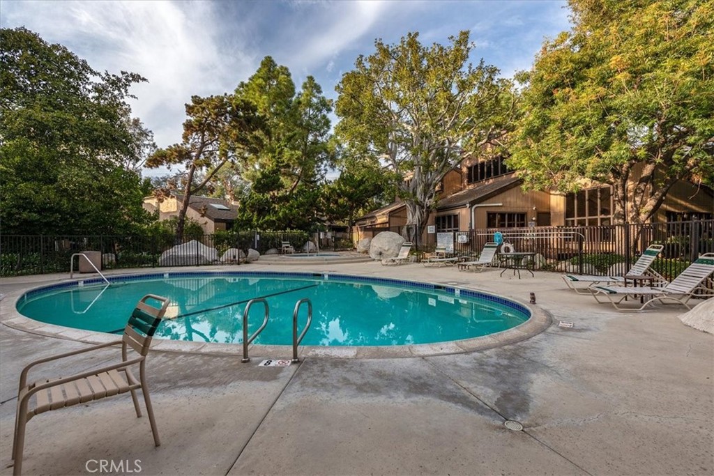 The Lakes (TLK) - Residential