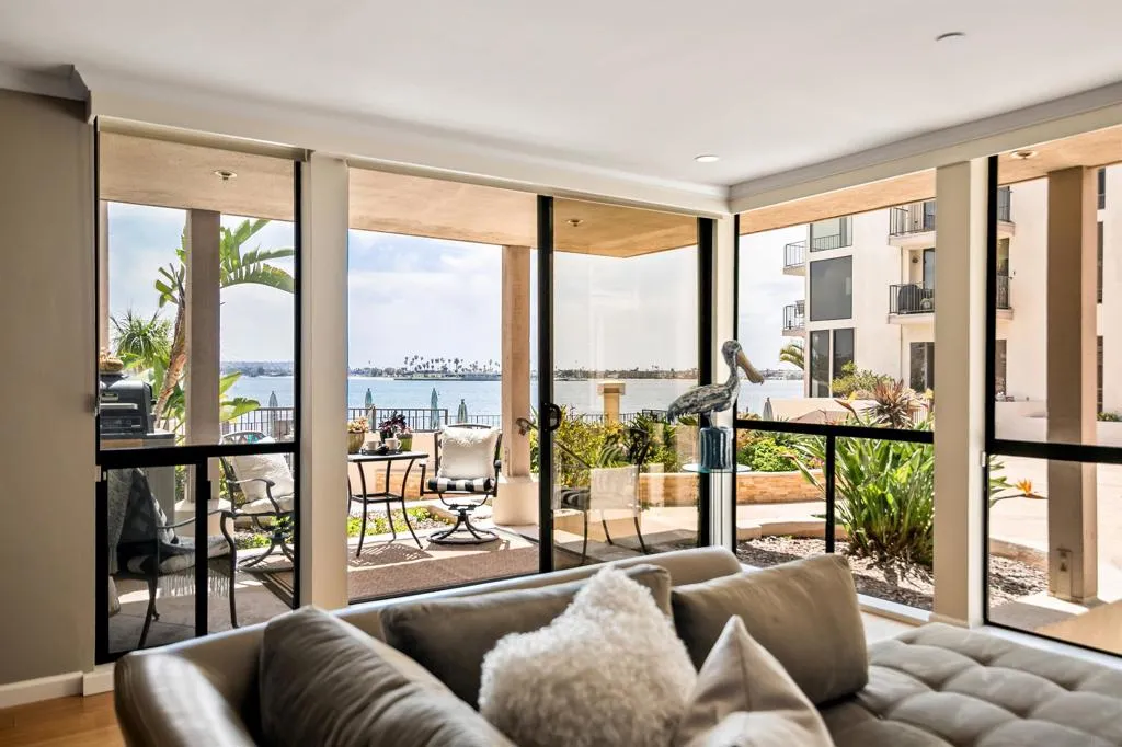 San Diego, California 92109, United States, 2 Bedrooms Bedrooms, ,3 BathroomsBathrooms,Residential,Active,109367