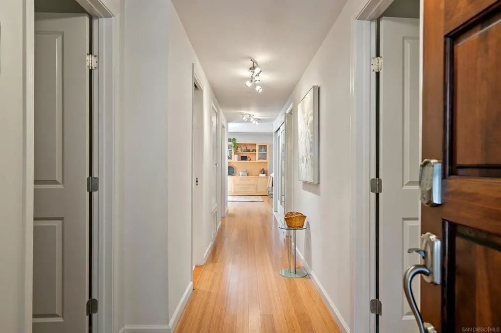 San Diego, California 92109, United States, 2 Bedrooms Bedrooms, ,3 BathroomsBathrooms,Residential,Active,109367