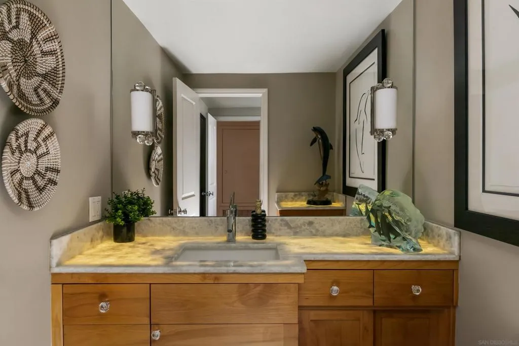 San Diego, California 92109, United States, 2 Bedrooms Bedrooms, ,3 BathroomsBathrooms,Residential,Active,109367