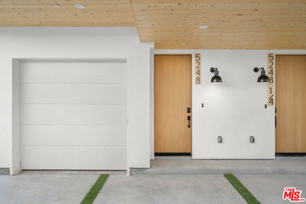 5248 Auckland Avenue