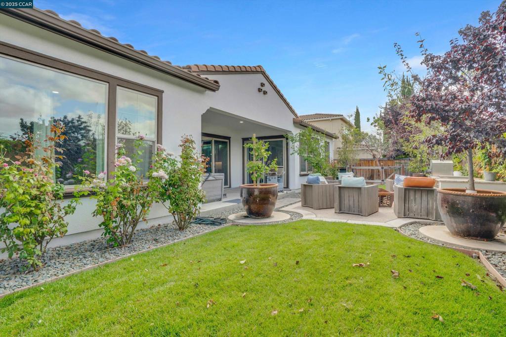 BRENTWOOD - Residential