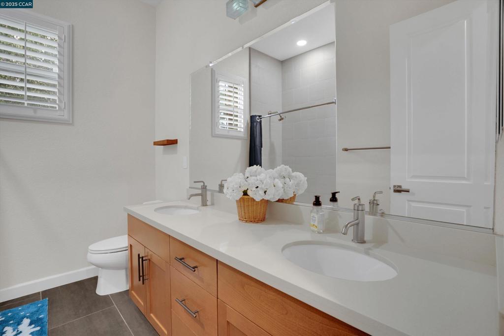 BRENTWOOD - Residential