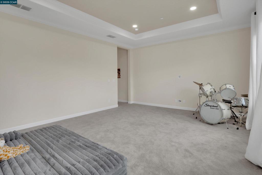 BRENTWOOD - Residential