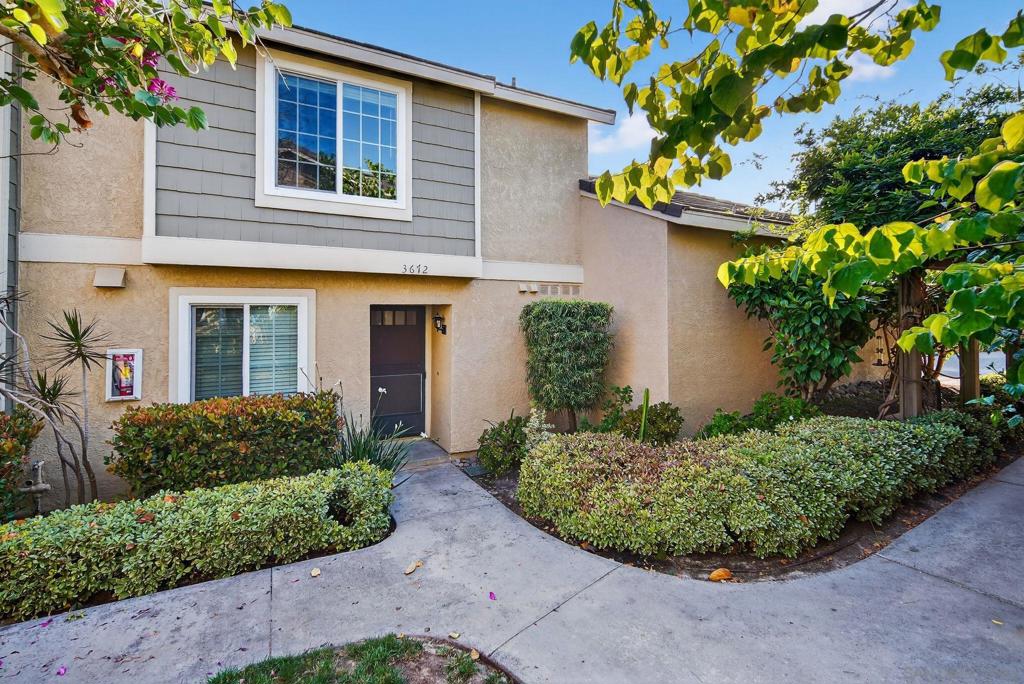 Gorgeous 3 bedrooms 2-1/2 bathroom townhouse in Carmel Valley community. Great location with many guest parking. With attached garage direct access. Remodeled the living room, all bathrooms, kitchen countertops, vinyl flooring in 2023. Replaced glass sliding door, water heater, Air conditioning, washer & dryer in 2024. Must see! Tennis courts and swimming pool. Award winning schools, walking distance to shopping and community park. Easy access to freeway I-5 &56. EV changers are available in complex.