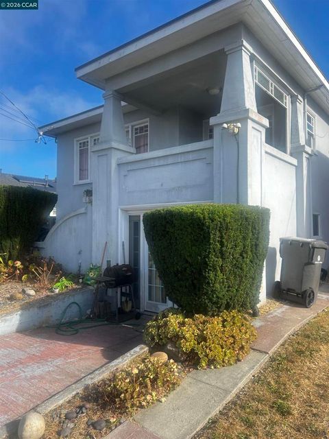 Photo of 1161 1161 64Th St St, Oakland, CA 94608 (MLS # 41126466)