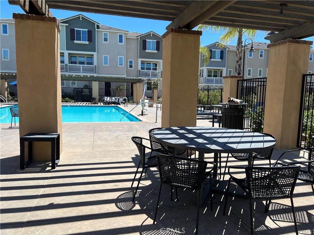 Loma Vista - Residential Lease