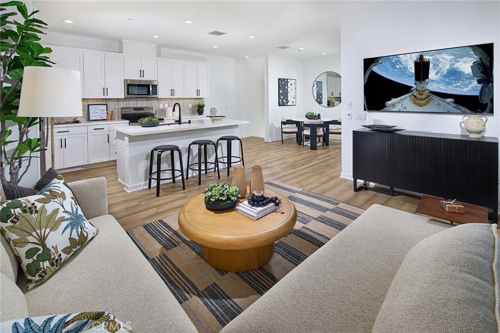 5957 Catskills Court