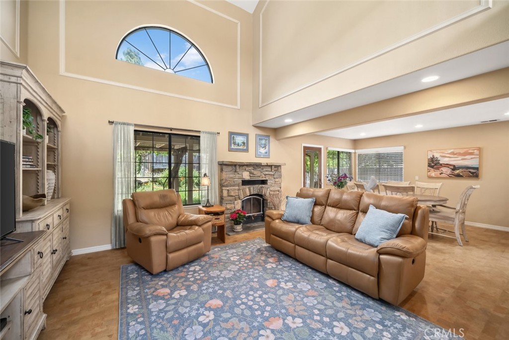 1730 De Anza Court