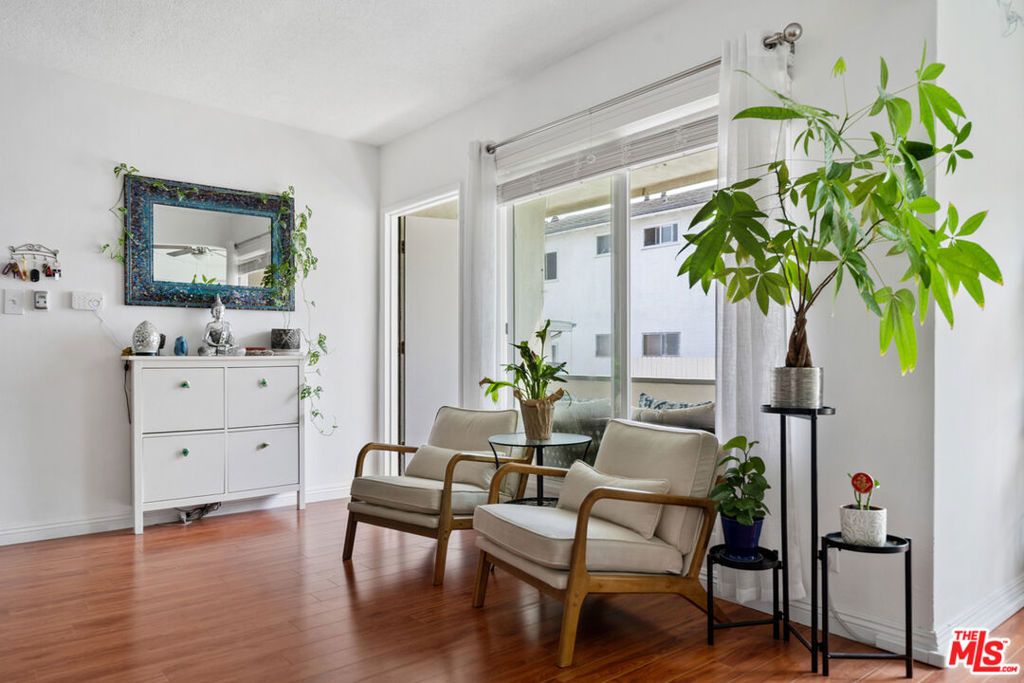 Photo of 2621 Centinela Avenue #16, Santa Monica, CA 90405 (MLS # 26632715)