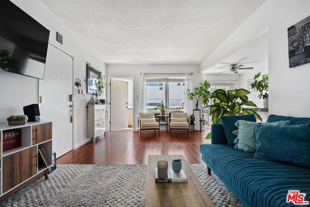 Photo of 2621 Centinela Avenue #16, Santa Monica, CA 90405 (MLS # 26632715)