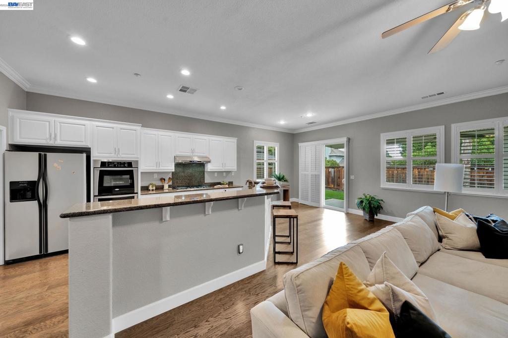 Photo of 173 Pescara Blvd, Brentwood, CA 94513 (MLS # 41147603)