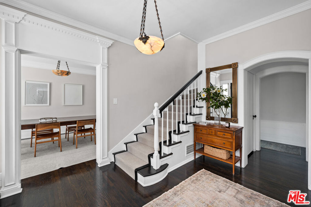 211 Barlock Avenue