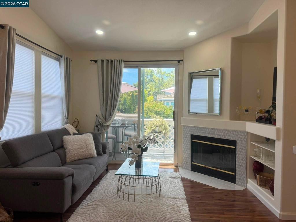 3905 Coyote Cr CIR, Clayton CA 94517