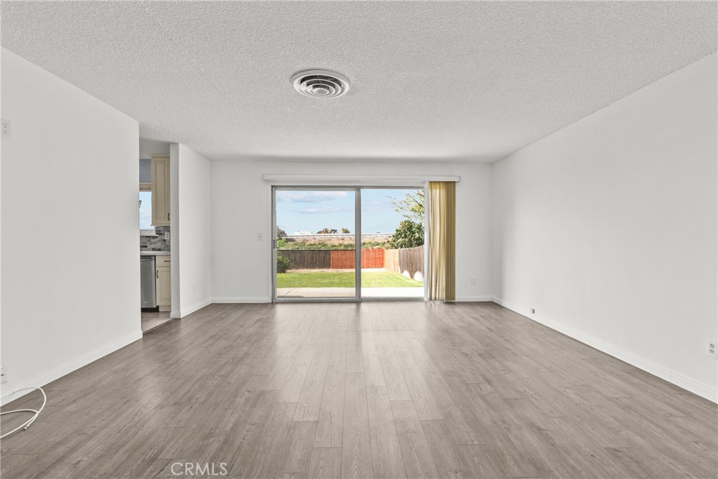 11625 Hunnewell