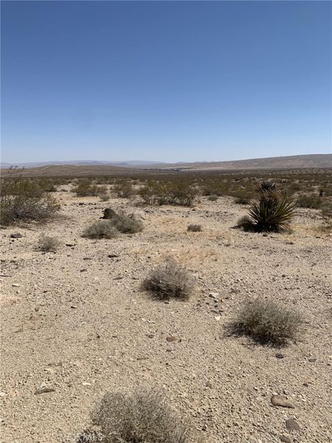 Photo of 0 Sidewinder Road, Barstow, CA 92311 (MLS # HD25156001)