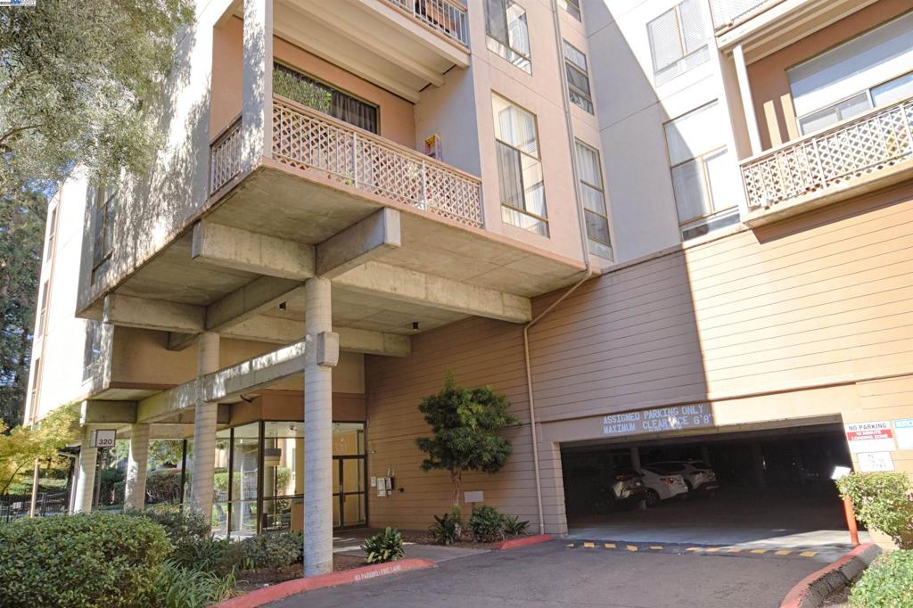 WALNUT CREEK - Residential