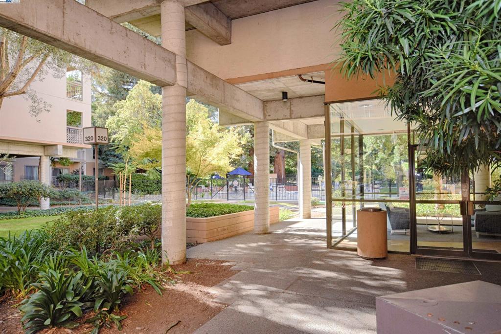 WALNUT CREEK - Residential