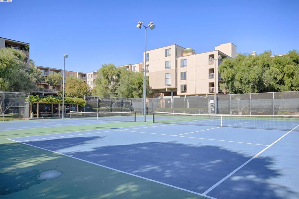 WALNUT CREEK - Residential