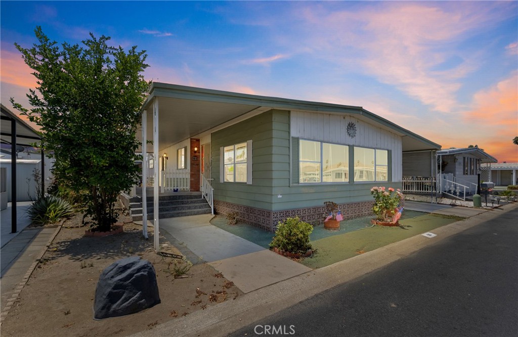 Photo 1 of 28 — 601 N. Kirby St 50, Hemet, CA 92545