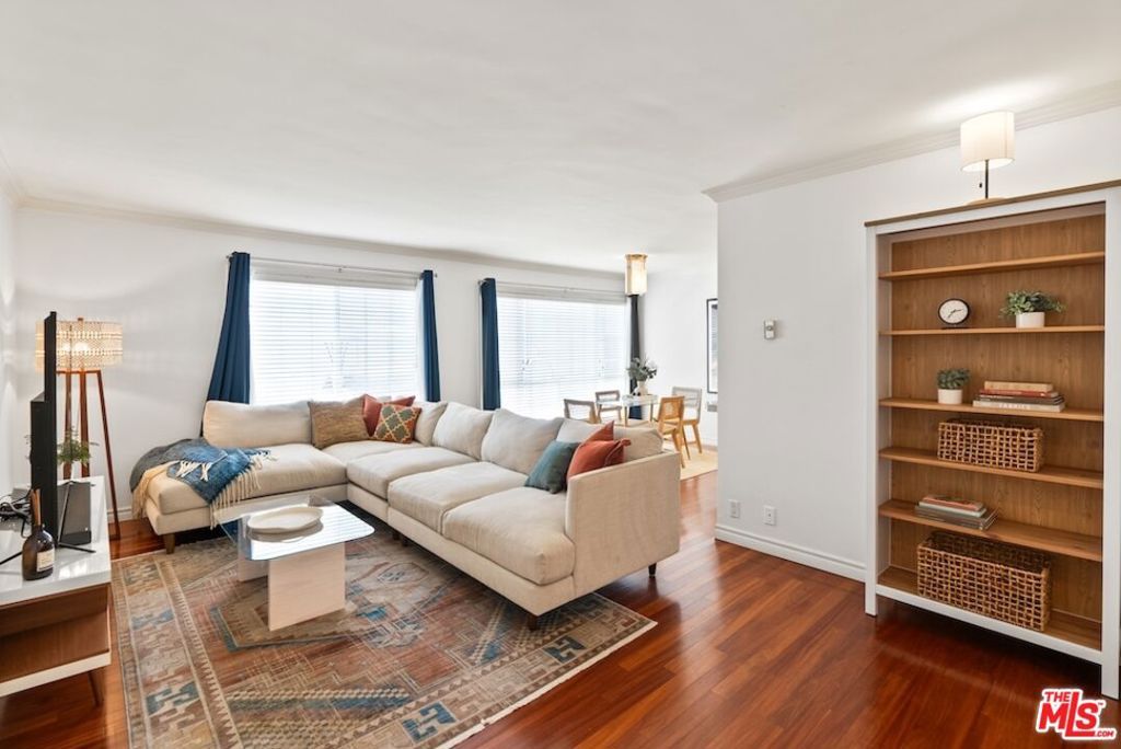 Photo of 837 Lincoln Boulevard #6, Santa Monica, CA 90403 (MLS # 25537517)