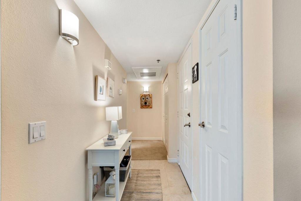 Palm Lakes - Residential