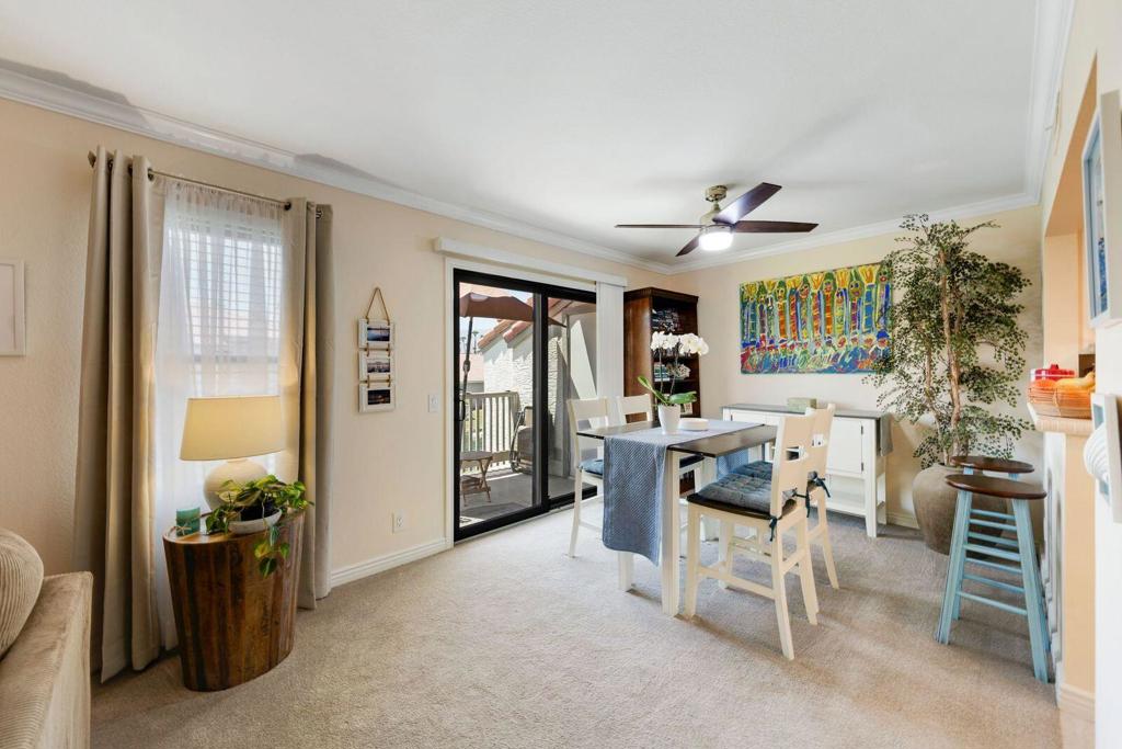 Palm Lakes - Residential