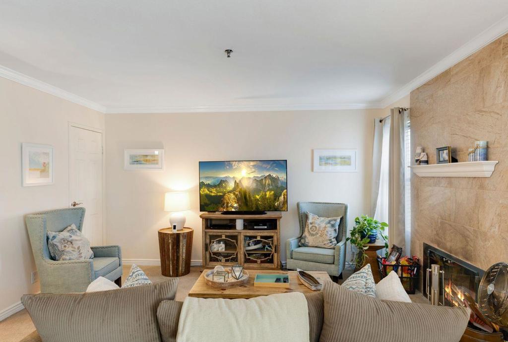 Palm Lakes - Residential