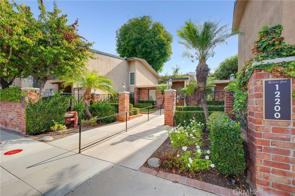 12200 Montecito RD
