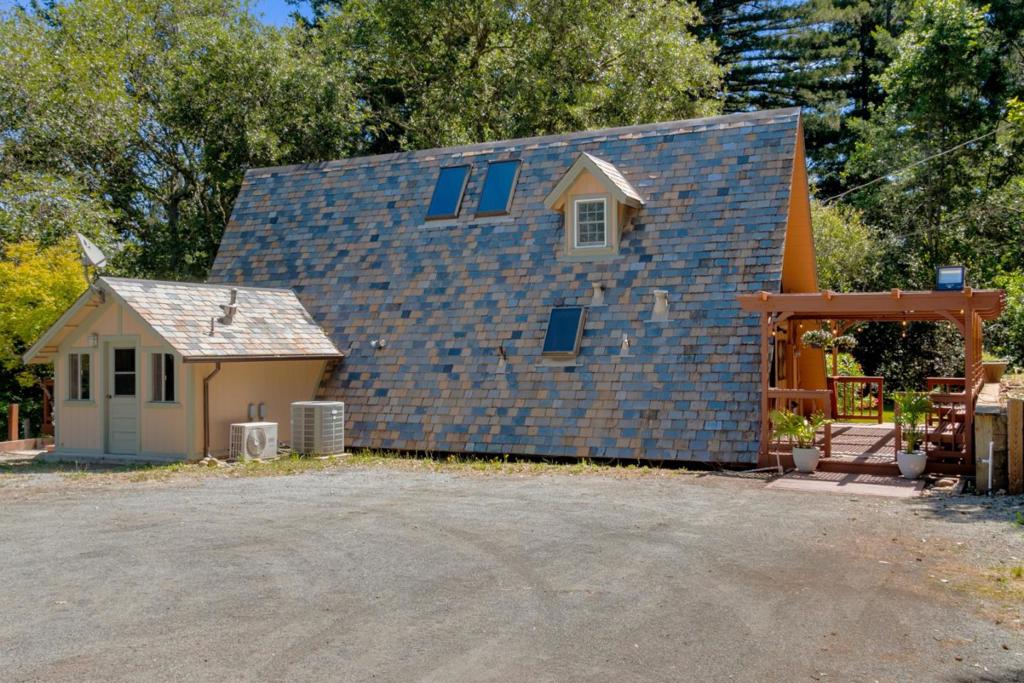 25405 Adams Road