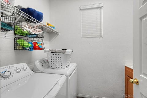Tiny photo for 9319 Santa Barbara DR, Riverside, CA 92508 (MLS # OC26197258)