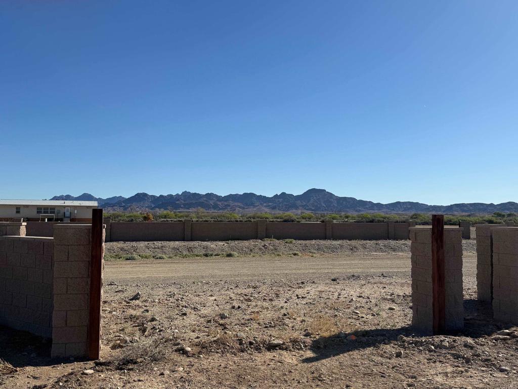 2667 Rio Hacienda Way