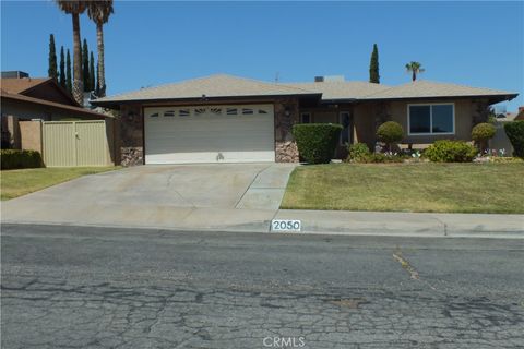 Photo of 2050 Diamond Avenue, Barstow, CA 92311 (MLS # HD25155350)
