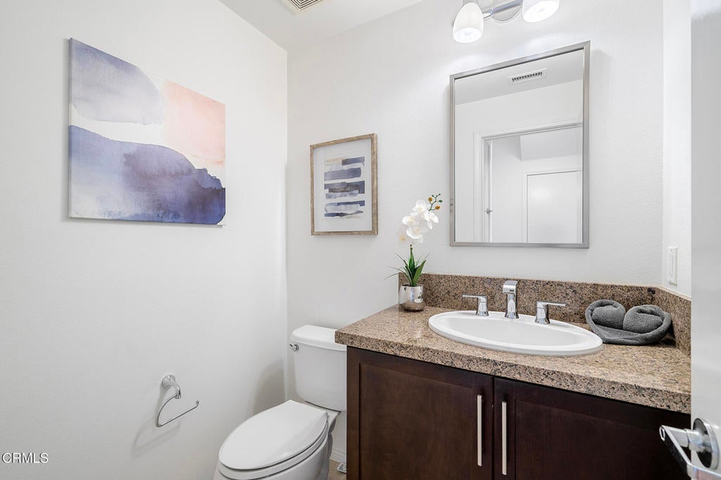 573 Rockefeller, Irvine CA 92612 - Photo 18