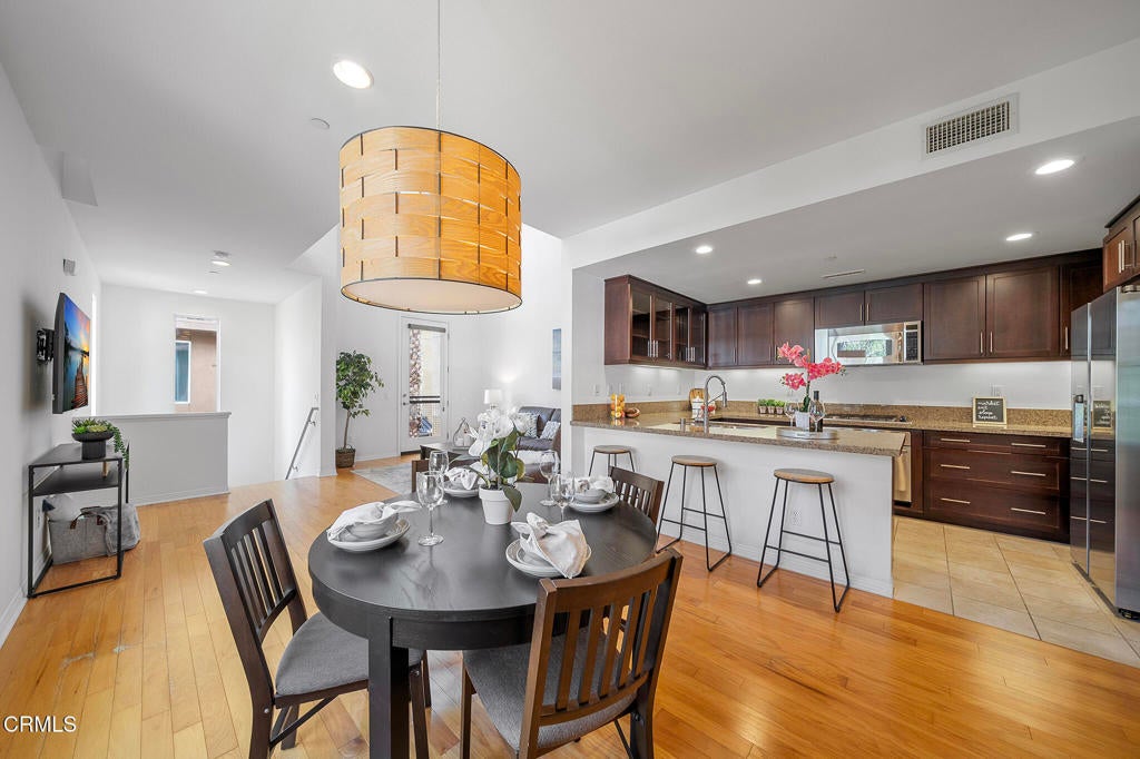 573 Rockefeller, Irvine CA 92612 - Photo 9