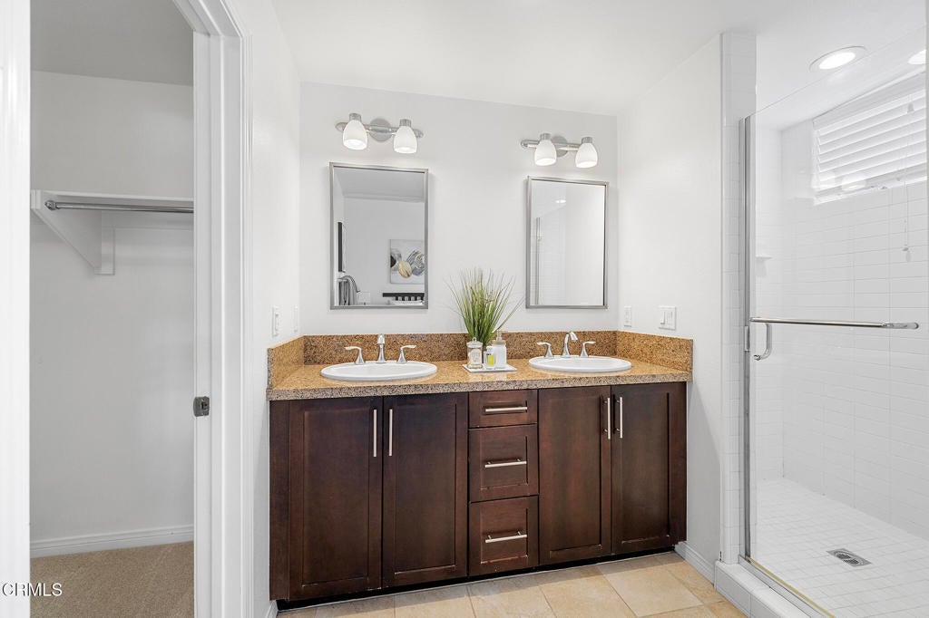573 Rockefeller, Irvine CA 92612 - Photo 15