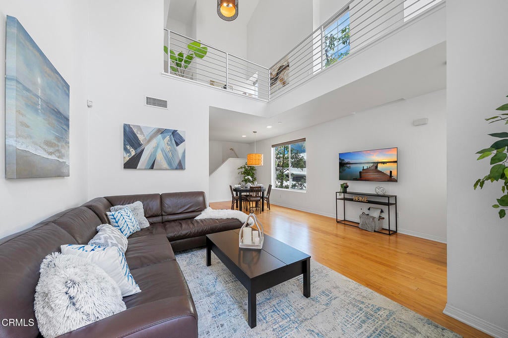 573 Rockefeller, Irvine CA 92612