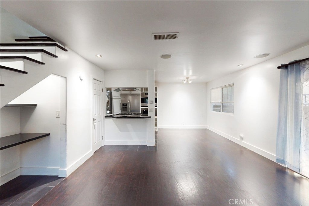22716 Figueroa Street 20